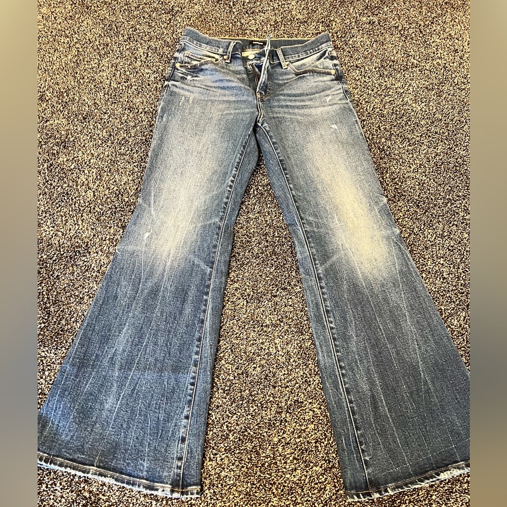 Express 70s flare mid rise.  Size 8 short.  Excellent condition